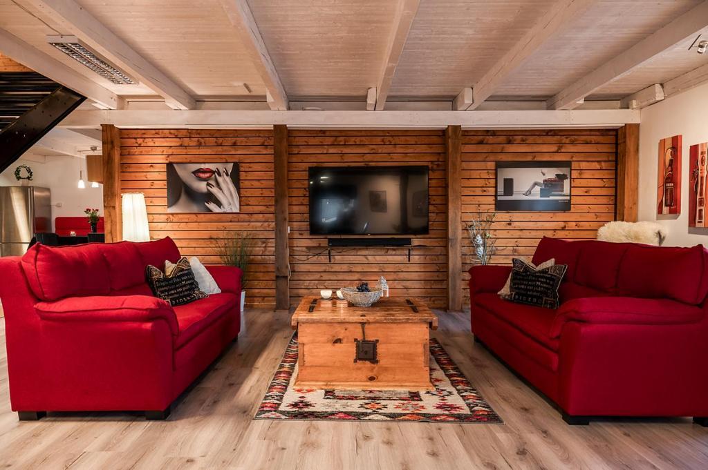Unique Rustic Property In Skane Linderod Exterior photo